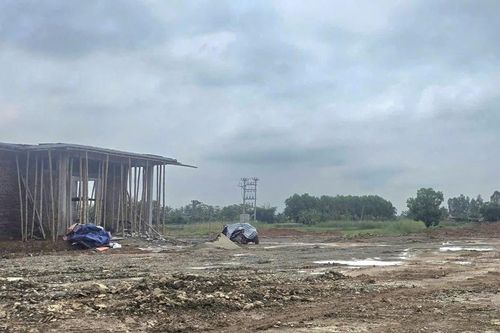 Nhà máy xử lý rác thải Sầm Sơn vắng bóng nhân lực, trễ hẹn vận hành