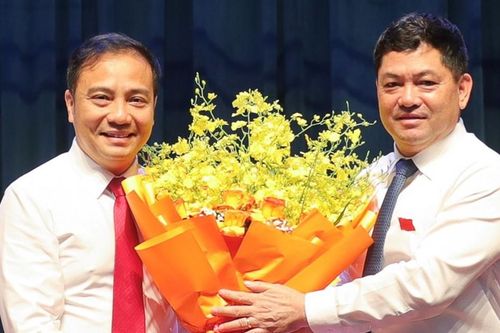 Phê chuẩn kết quả bầu Phó Chủ tịch TP Bắc Ninh và tỉnh Hưng Yên