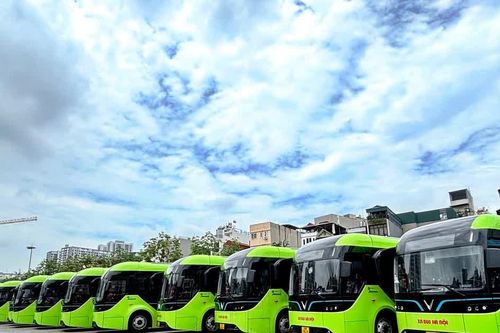 Sớm vận hành tuyến buýt điện có trợ giá Hà Nội- Hưng Yên