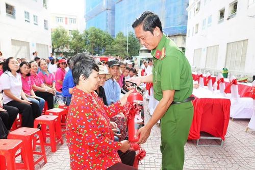 Từ sức dân đến những mô hình tự quản, sáng tạo