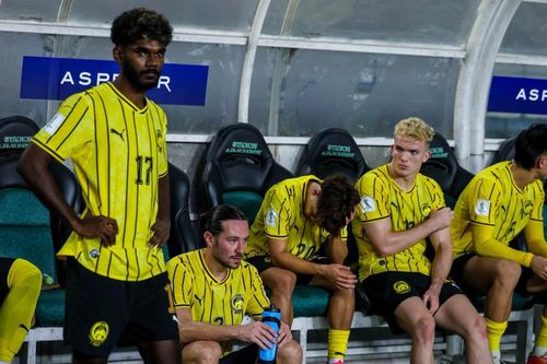 Malaysia yêu cầu FIFA giải thích vụ 2 phút thành 7 phút