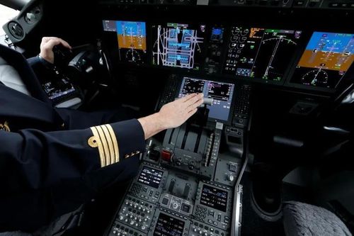 Vụ tấn công flydubai hé lộ nghịch lý phía sau cửa buồng lái