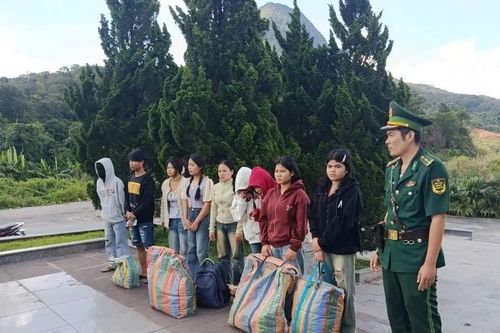 Quảng Trị: Trục xuất 9 công dân nước ngoài nhập cảnh trái phép