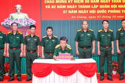 An Giang: Thi đua cao điểm '80 ngày thi đua quyết thắng-viết tiếp bản hùng ca'