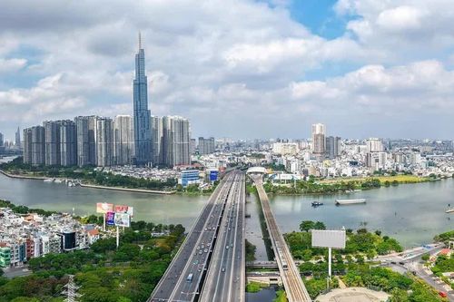 Tăng trưởng quý III bứt phá, Thành phố Hồ Chí Minh tạo đà mục tiêu hai con số