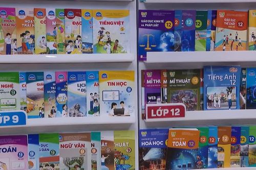 [Video] Chuẩn bị làm bộ sách giáo khoa lớp 1-12 mới, dùng thống nhất từ năm 2028