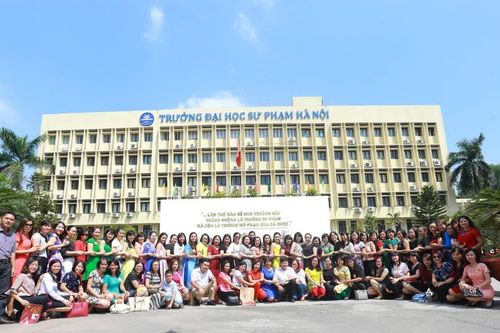 KHOA NGỮ VĂN - 75 NĂM TRÊN MỘT CON ĐƯỜNG LỚN