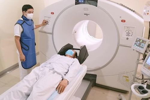 Nghịch lý điều trị ung thư: Có máy PET/CT, thiếu dược chất, bệnh nhân ung thư phải 'Nam tiến, Bắc tiến'