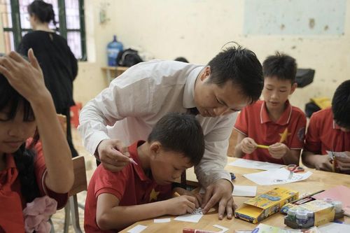 34 thầy cô tiêu biểu xuất sắc sẽ được tuyên dương tại 'Chia sẻ cùng thầy cô' năm 2026
