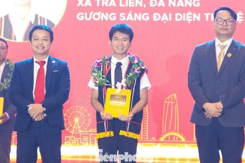 Chàng trai 18 tuổi khát vọng đem tri thức đổi thay bản nghèo