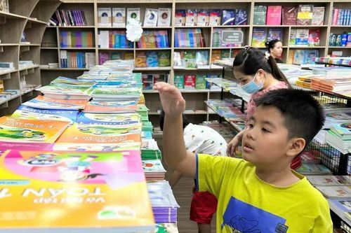 Bộ GD&ĐT: Không xây dựng chương trình, bộ sách giáo khoa mới từ đầu