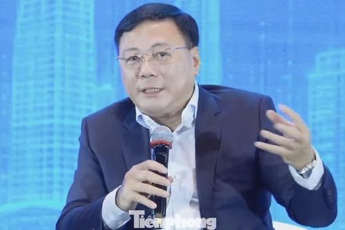 Các doanh nhân lớn truyền bí quyết kinh doanh cho người trẻ