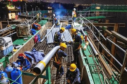 7 cầu qua sông Hồng tăng tốc, hướng tới APEC 2027