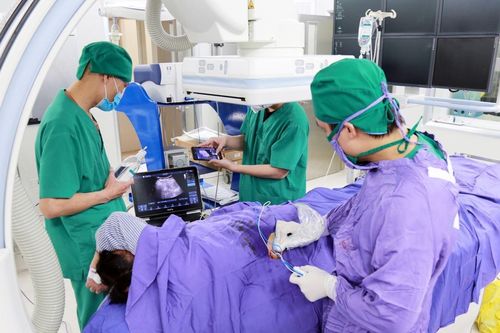 Đề xuất bổ sung nhiều bệnh được lên thẳng cấp chuyên sâu hưởng 100% BHYT