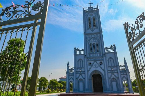 Độc đáo kiến trúc mỹ thuật Á Đông trong Thánh đường Công giáo 110 năm tuổi