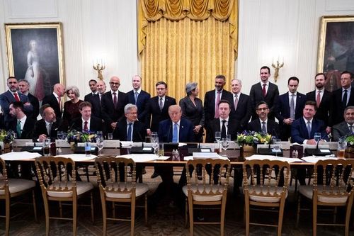 Vì sao cả Chủ tịch và CEO Apple vắng mặt tại tiệc AI của Tổng thống Trump?