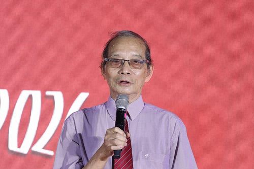 Nhà thơ 'Bếp lửa' nổi tiếng Bằng Việt được trao Giải thưởng Lớn
