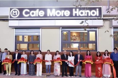 Phát triển mô hình quán càphê do người khiếm thị trực tiếp pha chế