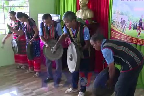 Giữ tiếng cồng, chiêng - giữ hồn văn hóa S'tiêng