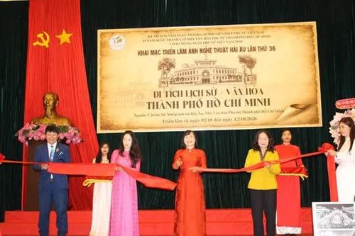 Khai mạc triển lãm ảnh về di tích lịch sử - văn hóa TP Hồ Chí Minh