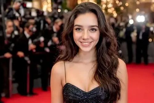 Nữ diễn viên AI từng "gây bão" chuẩn bị đóng phim Hollywood