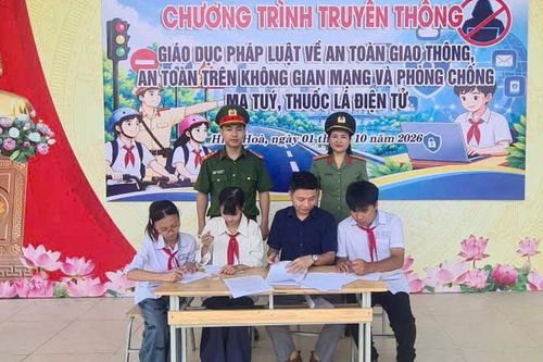 Phụ nữ Bắc Ninh đưa kiến thức phòng, chống thuốc lá điện tử vào học đường