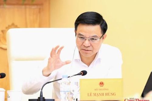 Nâng cao vai trò công tác phát triển thị trường nước ngoài và thương mại đa biên