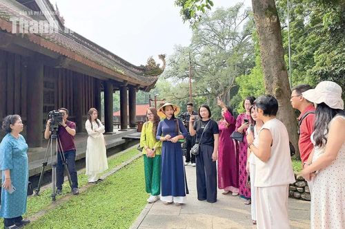 Khi thuyết minh viên trở thành “đại sứ” điểm đến của Thanh Hóa