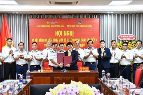 Cảnh sát biển 4 phối hợp sân bay Phú Quốc ứng phó sự cố, cứu nạn