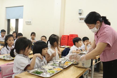Bắc Ninh: 266 trường học tổ chức ăn bán trú cho học sinh
