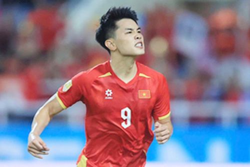 Đội tuyển Việt Nam thắng Pakistan 4-2: Đình Bắc tạo khác biệt