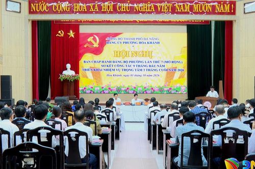 9 tháng, phường Hòa Khánh kết nạp 111 đảng viên mới