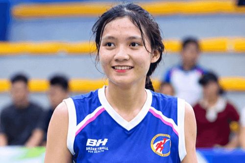 Nữ VĐV Cadong giúp Trường Đại học Thể dục Thể thao Đà Nẵng bảo vệ ngôi vô địch bóng chuyền toàn quốc