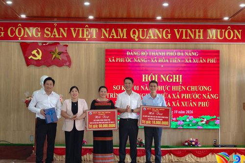 Hơn 560 triệu đồng hỗ trợ xã kết nghĩa Phước Năng