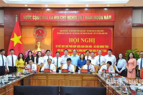 Ký kết Quy chế phối hợp giữa Ban Văn hóa - Xã hội HĐND tỉnh với các sở thuộc lĩnh vực văn hoá - xã hội