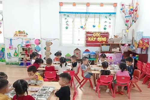 Bếp ăn an toàn, trường học an tâm