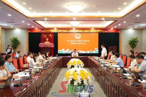 Tháo gỡ khó khăn, vướng mắc, đẩy nhanh tiến độ các dự án