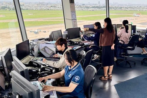 Điều hành an toàn hơn 251 nghìn chuyến bay trong quý III