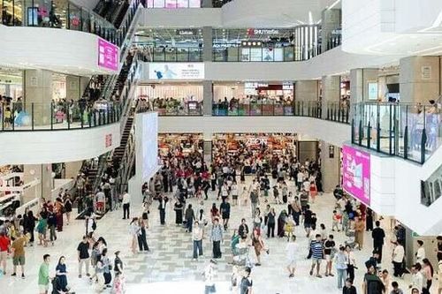 Dịch vụ kéo tăng trưởng kinh tế Tp.HCM lên 9,86% trong quý III
