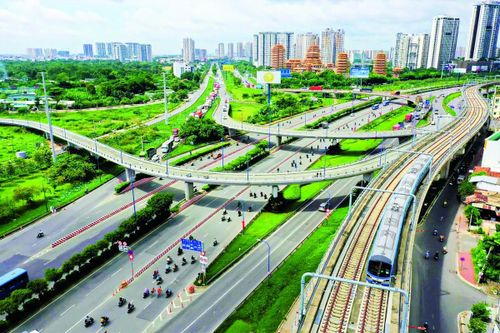 Hạ tầng giao thông mở 'mạch tăng trưởng' mới