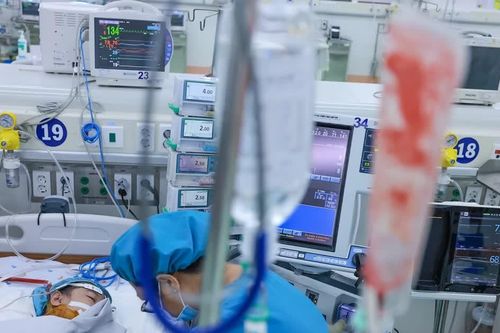 Sốt xuất huyết Dengue: Chuyên gia chỉ ra nhóm có nguy cơ chuyển nặng