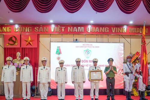 Vững vàng trước hiểm nguy, vì bình yên cuộc sống