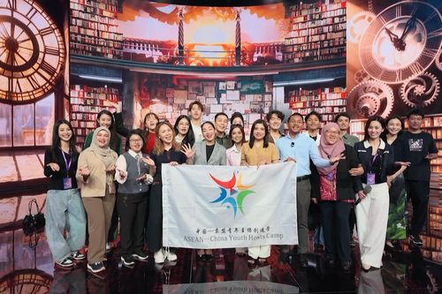 Người dẫn chương trình trẻ các nước ASEAN cùng sáng tạo với AI