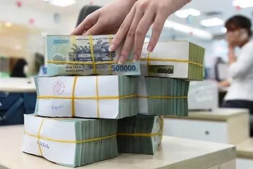 Ngân hàng đẩy mạnh huy động vốn khi lãi suất tiết kiệm tăng