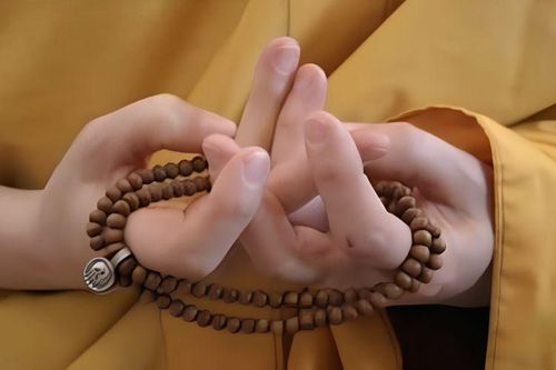 Ý nghĩa pháp tu cúng dường Mạn đà la