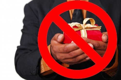 Vì sao người Nhật kiêng tặng trà cho nhau dù rất thích uống?