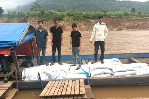 Khởi tố thanh niên người Lào tham gia buôn lậu đường kính vào Việt Nam