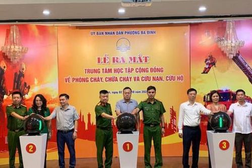 Phường Ba Đình ra mắt trung tâm giáo dục cộng đồng về PCCC và CNCH