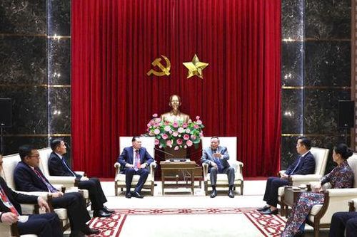 Hà Nội tiếp tục phối hợp đào tạo cán bộ với Thủ đô Viêng Chăn (Lào)