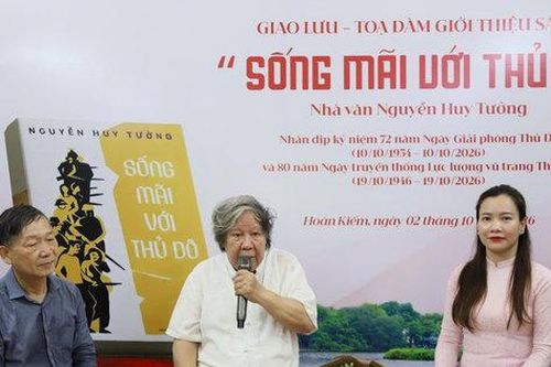 Khơi dậy lòng tự hào, truyền cảm hứng về tình yêu Hà Nội trong học sinh Hoàn Kiếm